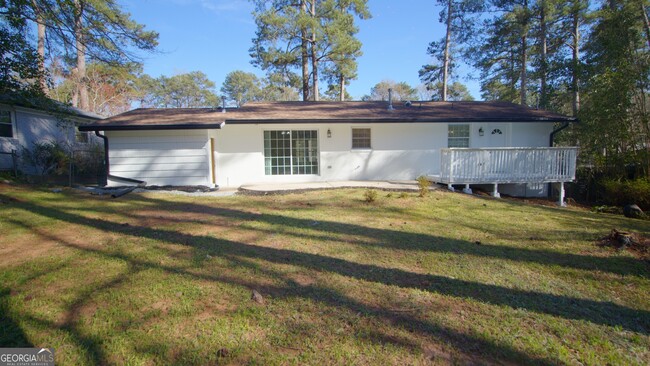 Building Photo - 3655 Woodstream Cir NE