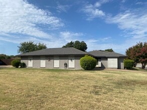 Building Photo - 4351 Altamesa Blvd