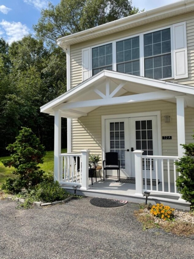 Primary Photo - 32 Dry Hill Rd
