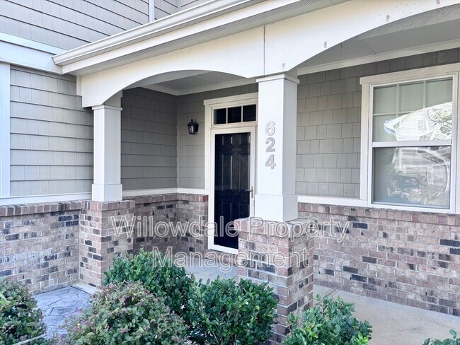 Building Photo - 624 Piper Stream Cir