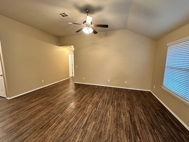Foto del edificio - 3 Bed, 2 Bath Home for Rent in Piedmont