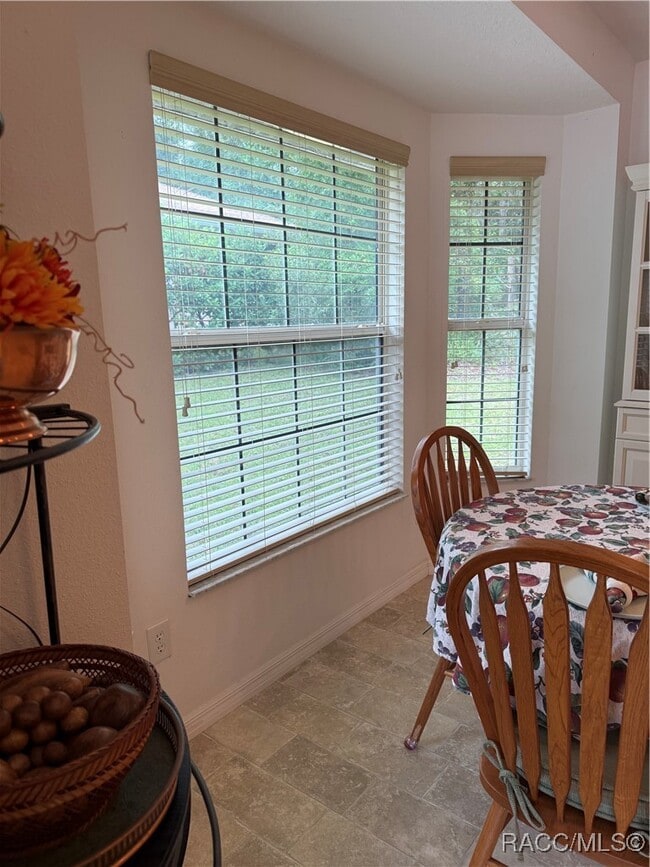 Building Photo - 2858 E Marcia St