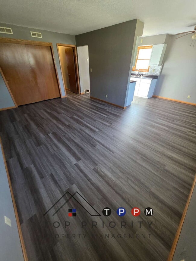 Building Photo - 2 Bedroom | 1 Bathroom Unit in Marion Avai...