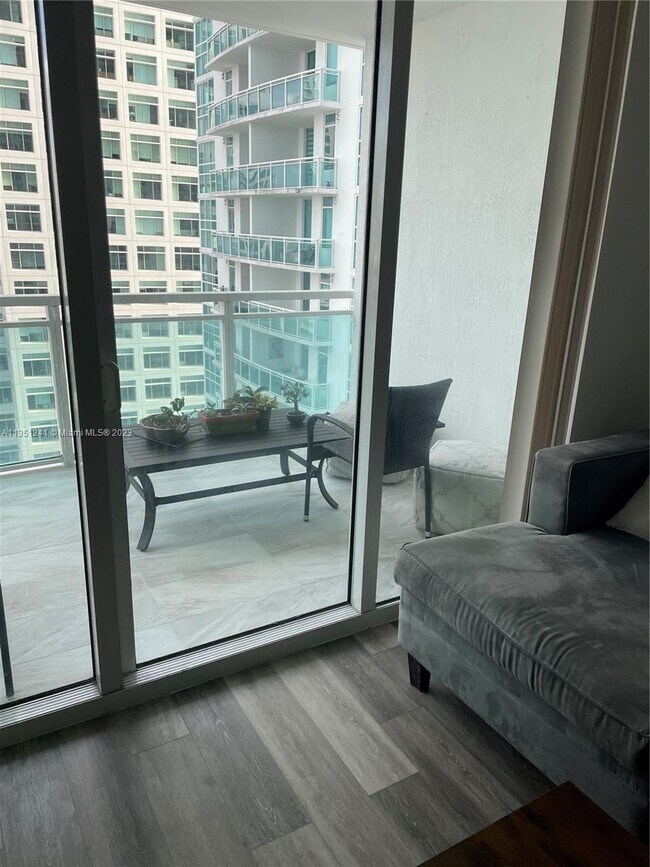 Foto del edificio - 951 Brickell Ave
