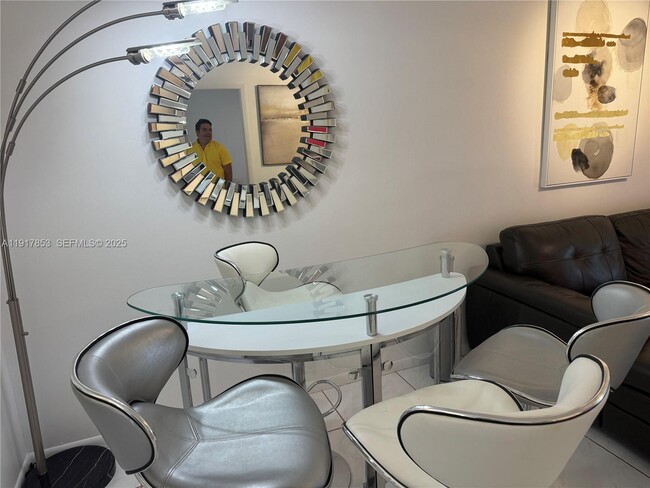 Building Photo - 6050 NW 64th Ave