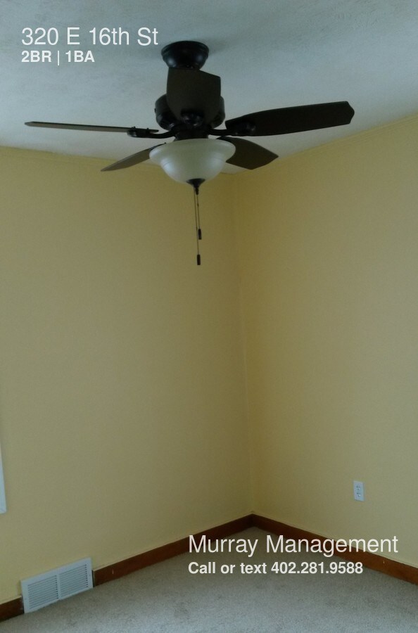 Foto del edificio - 320 E 16th St