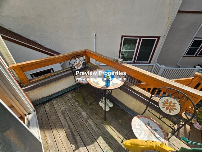 Foto del edificio - 131 Sutherland Rd