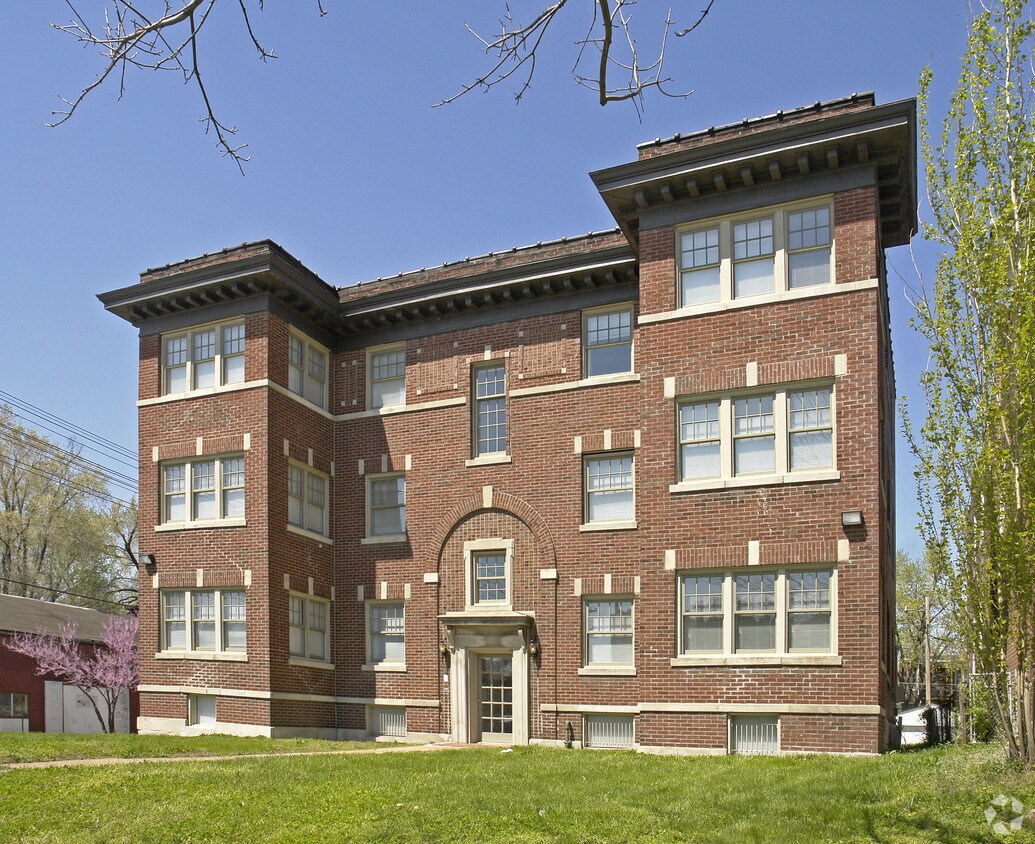 Building Photo - 3867 Shaw Ave