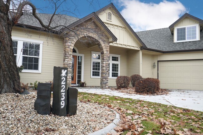 Building Photo - 2239 W Forest Grove Ct