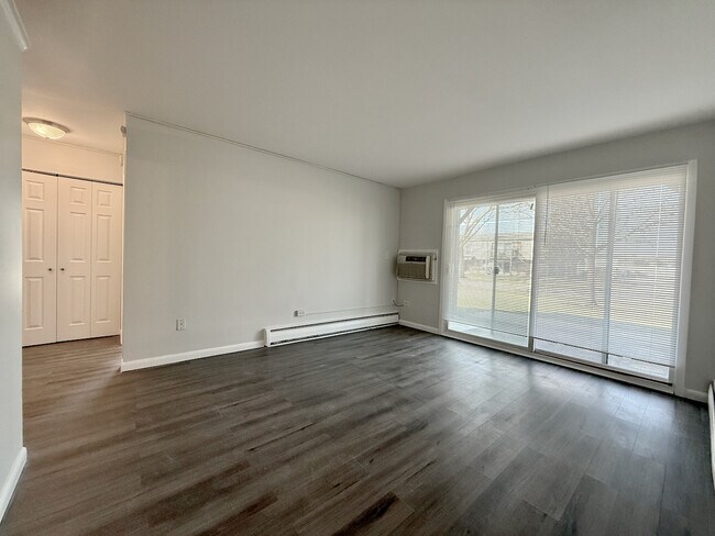 Foto del edificio - 337 N Carter St