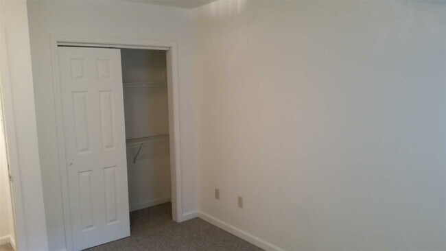 Building Photo - 151 NY-32