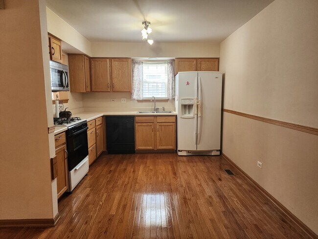 Foto del edificio - 1423 Wesley Ct