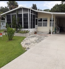 Building Photo - 15580 Royal Coach Cir