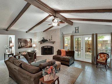 Building Photo - 12407 Split Rail Pkwy