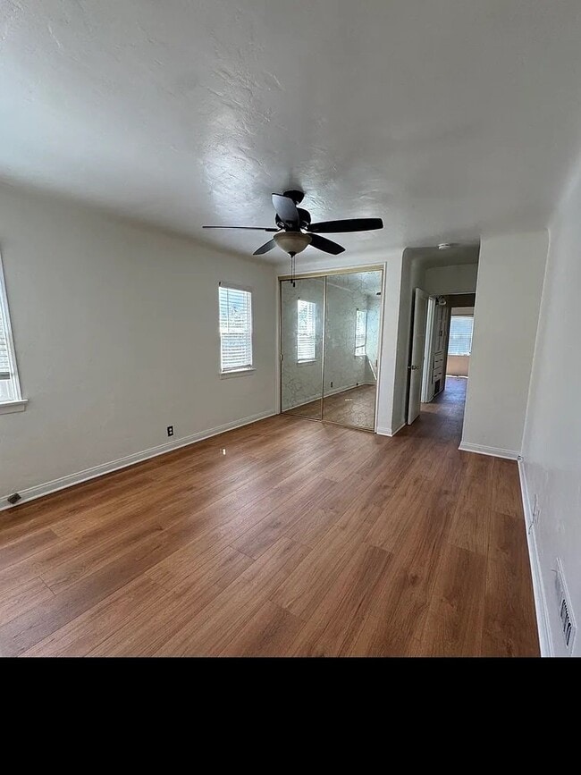 Building Photo - 1640 N Frederic St