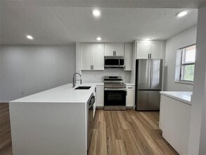 Building Photo - 163 NW 93rd Ave