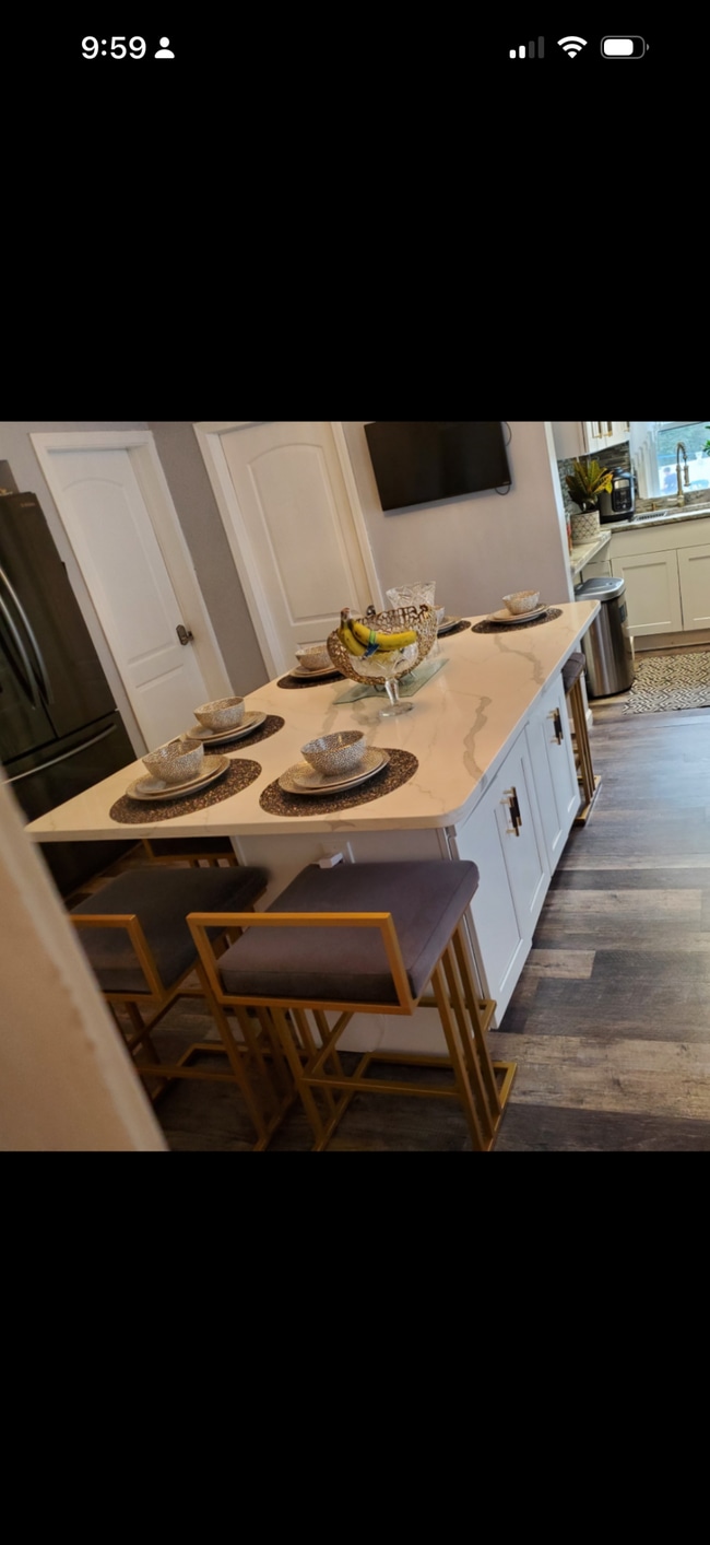 Dining room - 544 Power Rd