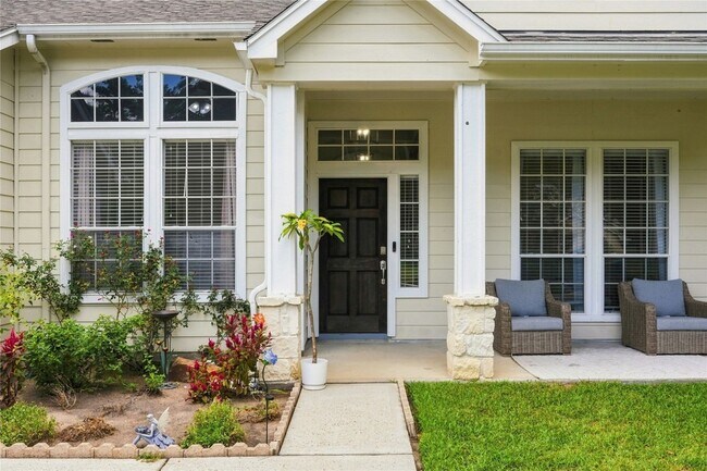 Building Photo - 28826 Forest Hill Dr