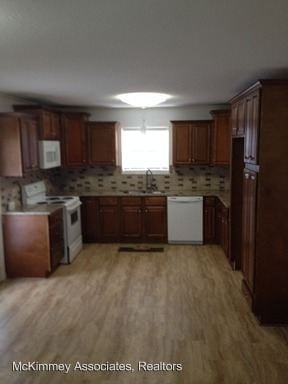 Building Photo - 14 Coronado Cv
