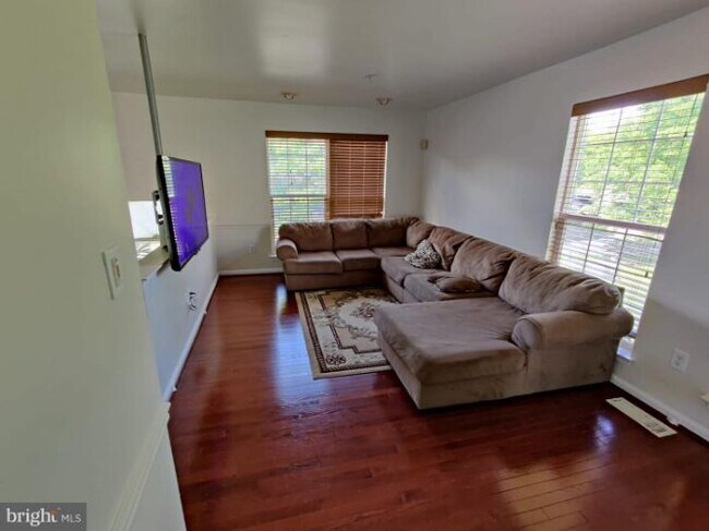 Building Photo - 12706 Conwood Ct