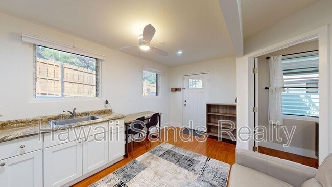 Foto del edificio - 4566 Sierra Dr