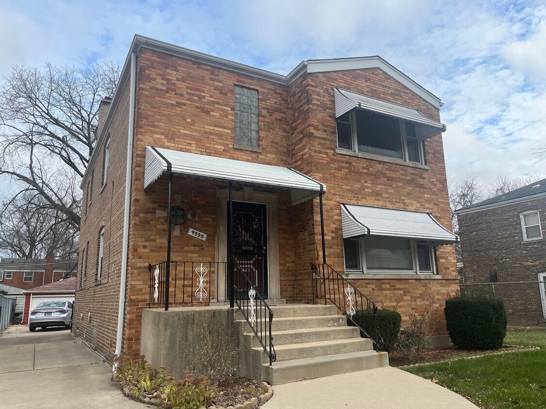9559 S Yates Blvd, Chicago, IL 60617 House Rental in Chicago, IL