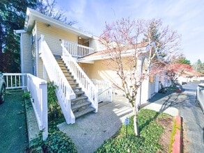 Building Photo - 2630 118th Ave SE