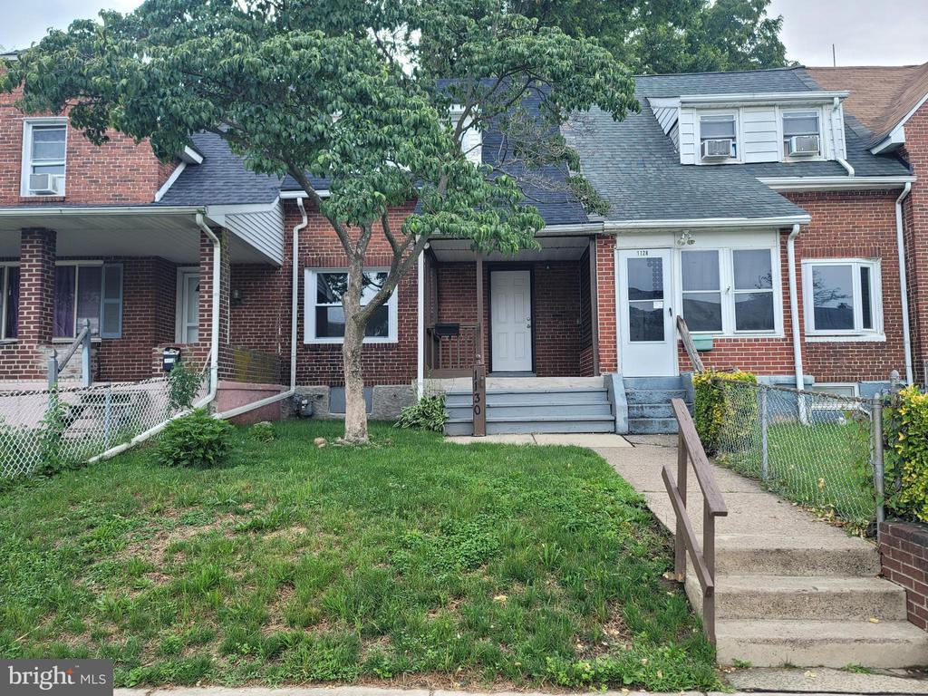 Primary Photo - 1130 Sterling Ave