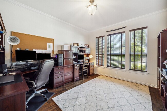 Foto del edificio - 1515 Thornton Rd