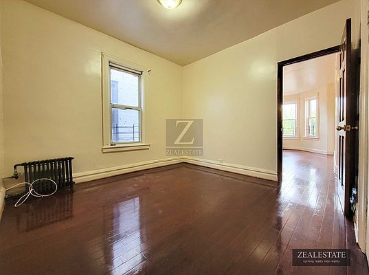 Building Photo - 908 Avenue C