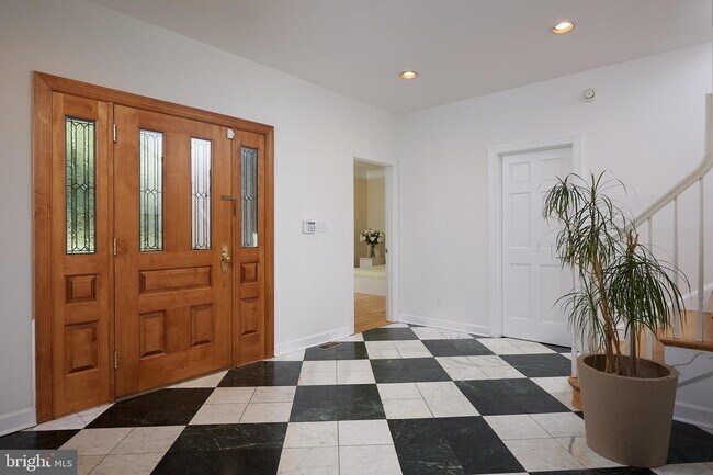 Building Photo - 1411 Grady Randall Ct