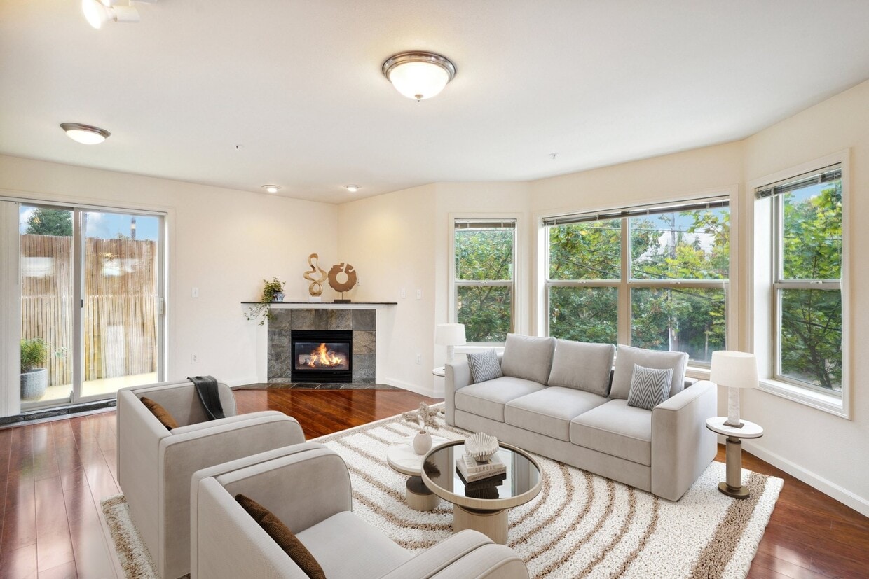 Foto principal - 7311 15th Ave NW