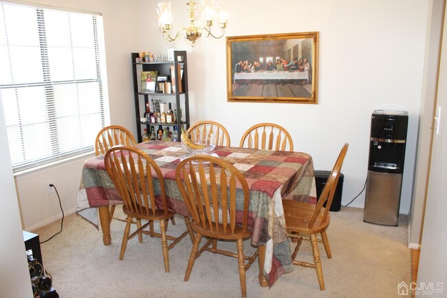 Building Photo - 92 Keystone Ct