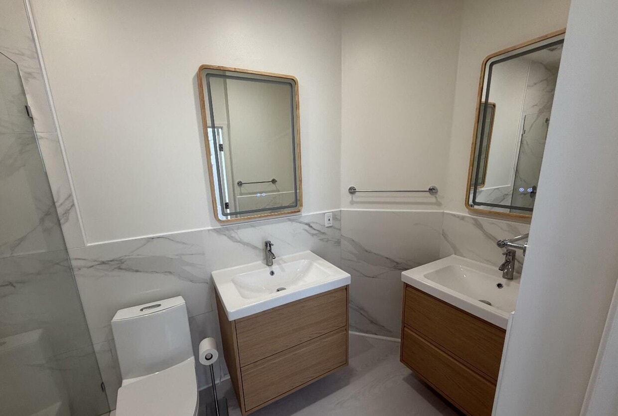 Foto del edificio - 695 Hibiscus St