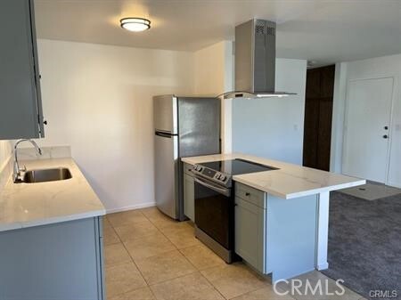 Building Photo - 9580 Carroll Canyon Rd