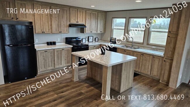 Foto del edificio - *** BREATHTAKING BRAND NEW DOUBLE WIDE FOR...