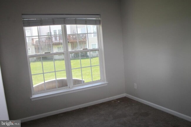 Building Photo - 157 Hudson Dr