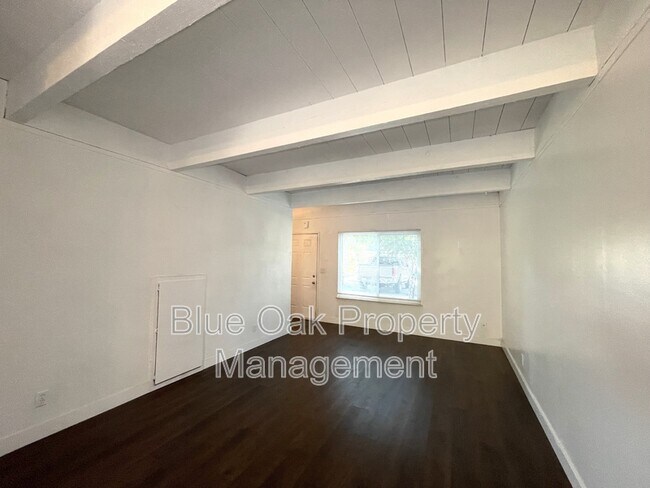 Foto del edificio - 1393 Nord Ave