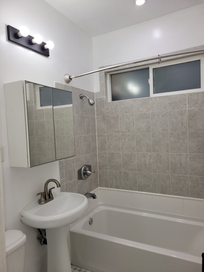 Building Photo - Sunfield Properties