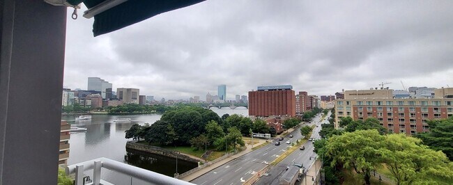 Foto del edificio - 6 Canal Park