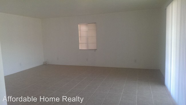Building Photo - 4 br, 2 bath House - 1736 E Allen Rd Unit A