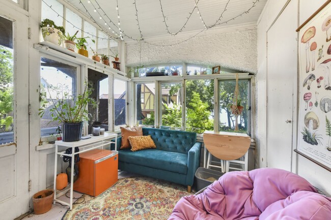 Foto del edificio - 933 Spaight St