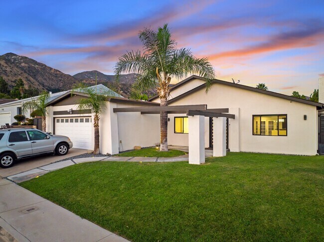 Building Photo - 13940 Bermax Ave