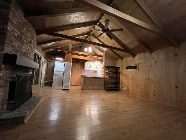 Studio - 910 Coleman Ave