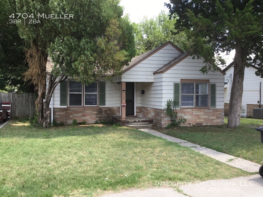 Primary Photo - 4704 N Mueller Ave