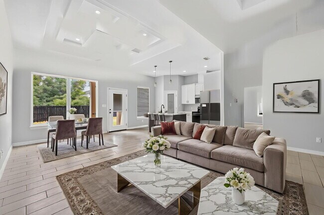 Foto del edificio - 140 Spanish Oak Dr