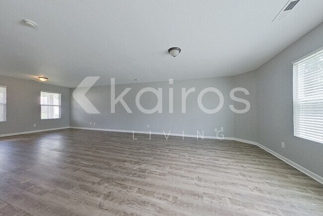 Foto del edificio - 326 Kenneth Blvd NW