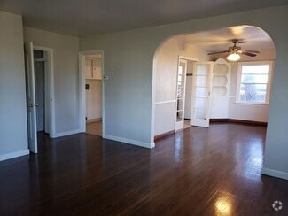 Building Photo - 1680 Taft St