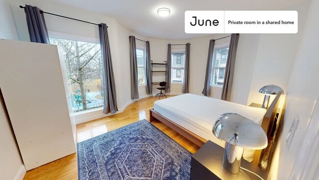 Foto del edificio - Room in Shared 4 bed/2 bath home