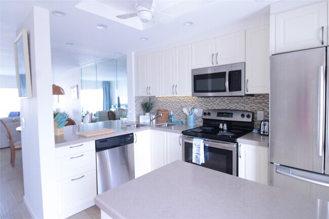 Foto del edificio - 440 Paradise Isle Blvd